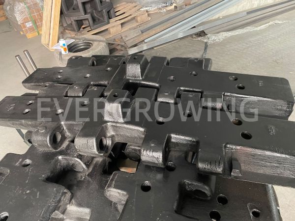 KOBELCO CK2000 Crawler Crane Track Shoes